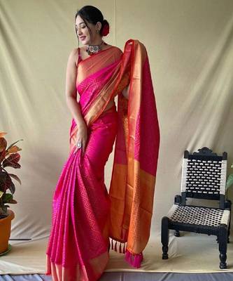 Pink woven embellished art silk bandhani saree withblousepiece 1