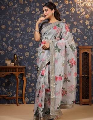 Grey floral printed sequinned saree 4