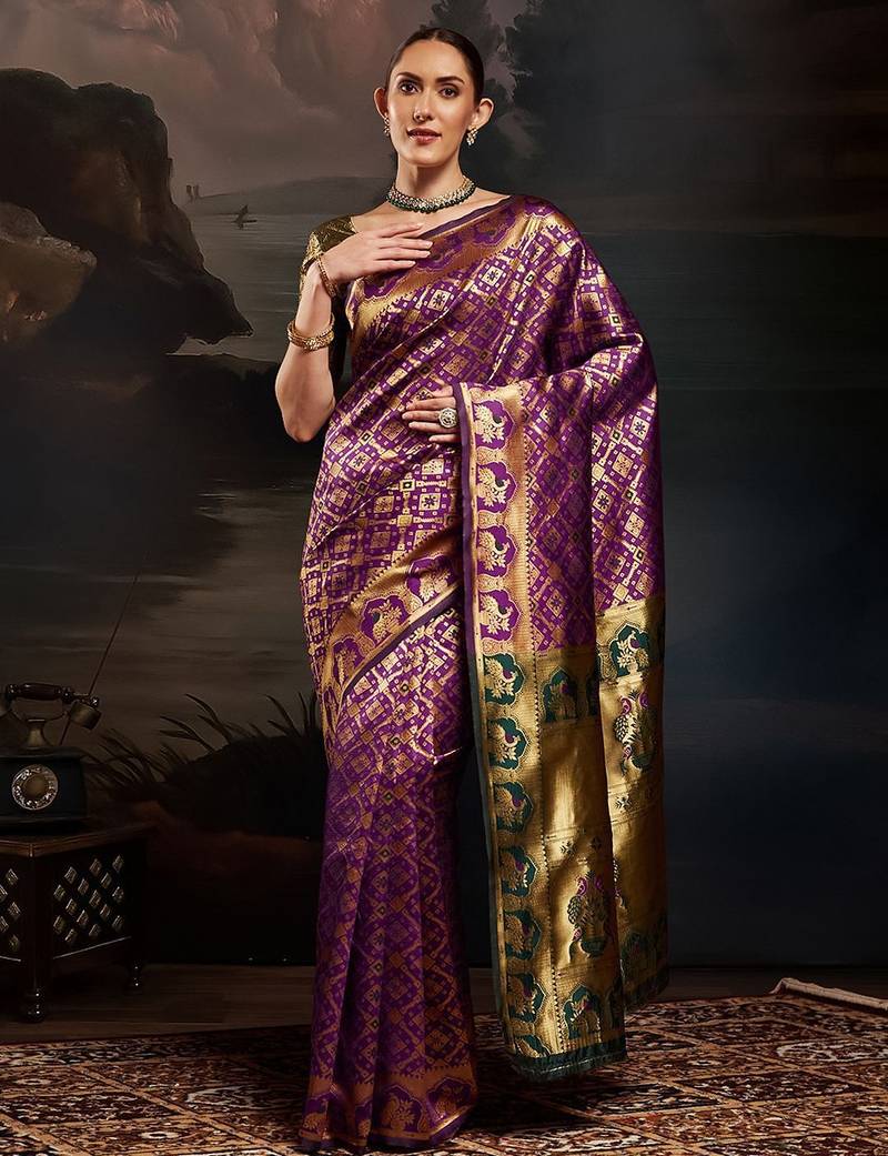 Purple ethnic motifs woven design zari kanjeevaram litchi silk saree & blouse
