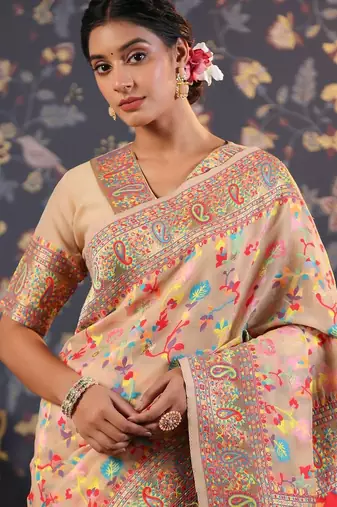 Cream woven design banarasi saree with blouse piece