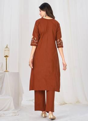 Embroidered cotton kurta with pant & dupatta set for women 2
