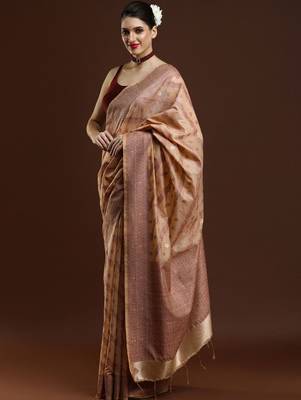 Beige woven design saree with blouse 3