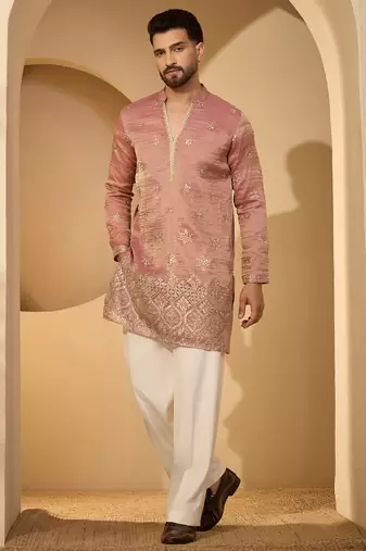 Men’s pink silk blend kurta with solid zari embroidered | trendy ethnic wear for festive, wedding & party occasions