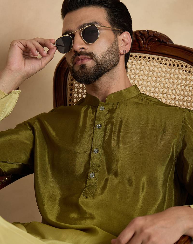 Men’s green silk blend kurta with solid na printed | trendy ethnic wear for festive, wedding & party occasions