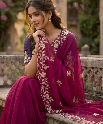Magenta ethnic motifs zari pure georgette saree 3