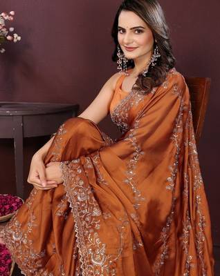 Rust floral embroidered sequinned saree with unstitched blouse 1