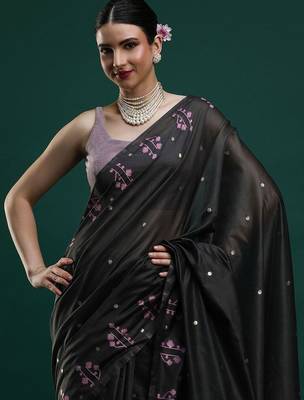 Black woven design saree with blouse 2