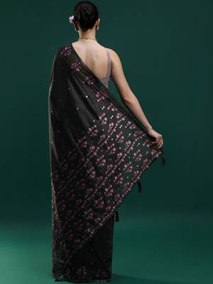 Black woven design saree with blouse 4