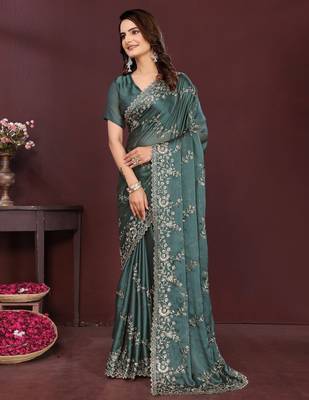 Grey floral embroidered sequinned rangoli silk saree with unstitched blouse 3