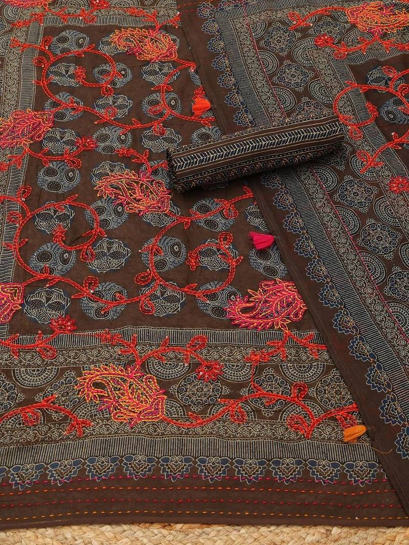 Printed Unstitched Dress Material