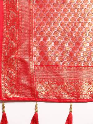 Red ethnic motifs zari saree 5