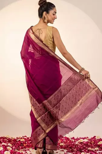 Magenta blended cotton woven saree with blouse