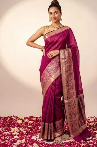 Magenta blended cotton woven saree with blouse