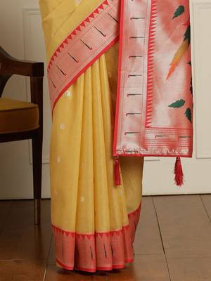 Yellow floral woven design zari saree with blouse piece 5