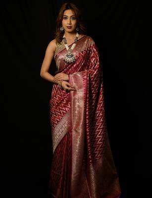 Rani pink satin woven saree with blouse 2