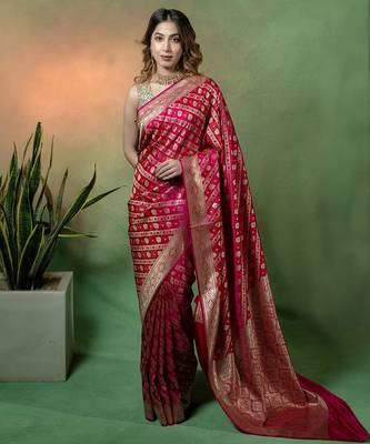 Rani pink satin woven saree with blouse 2