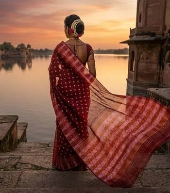 Rust blended cotton woven saree with blouse 2