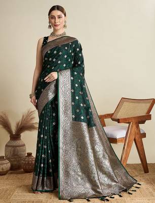 Green ethnic motif woven design zari banarasi saree 1