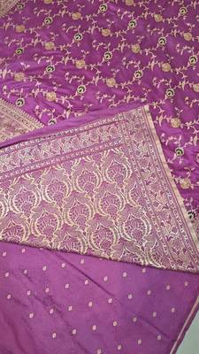Lavender satin woven saree with blouse 3