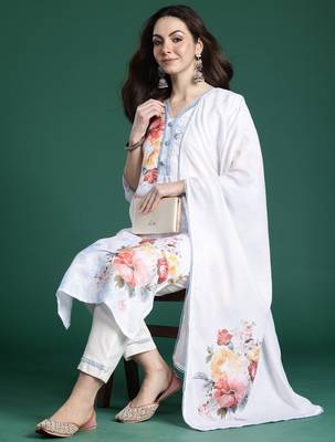 White printed linen kurta trouser dupatta set 4