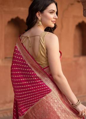 Red satin woven saree with blouse 4