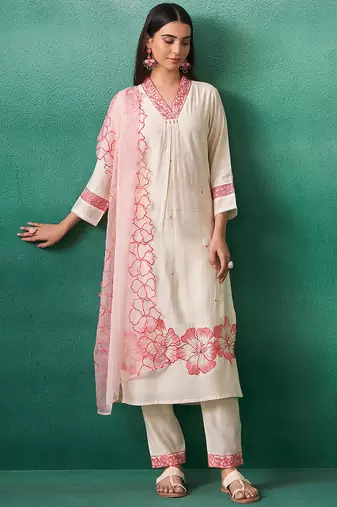 Off white embroidered silk blend kurta trouser dupatta set