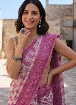 Magenta blended cotton woven saree with blouse 3