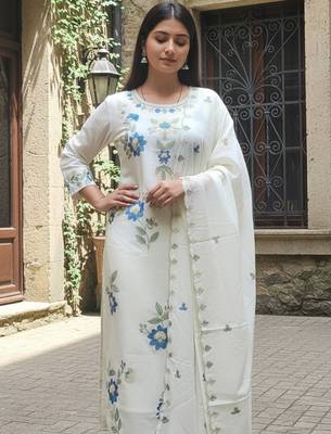 White embroidered pure cotton kurta trouser dupatta set 1
