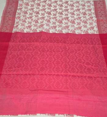 Red blended cotton woven saree with blouse 2