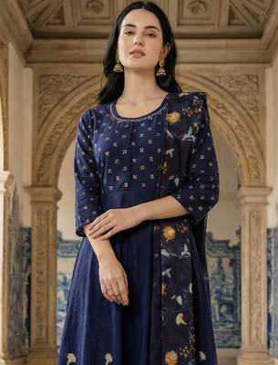 Blue printed pure cotton kurta trouser dupatta set 3