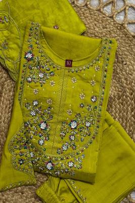 Embroidered silk kurta with pant & dupatta set for women 5