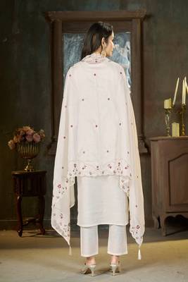 Embroidered silk kurta with pant & dupatta set for women 2