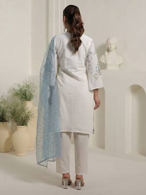Off white embroidered pure cotton kurta trouser dupatta set 2