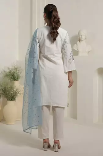 Off white embroidered pure cotton kurta trouser dupatta set