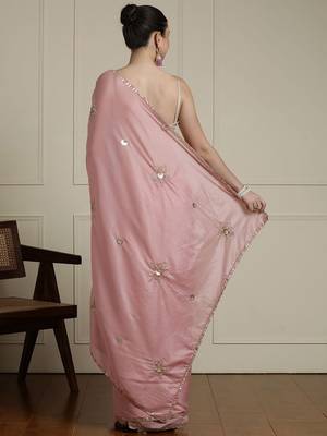 Pink embelished saree with blouse 3