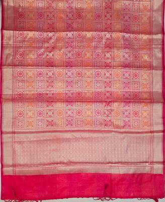 Red blended cotton woven saree with blouse 2