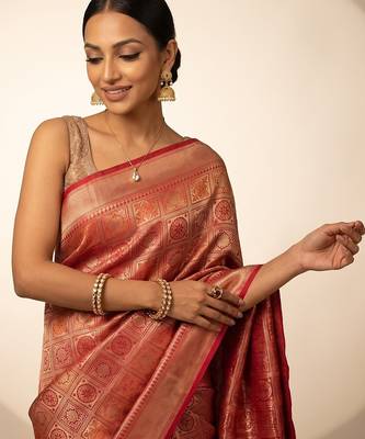 Red blended cotton woven saree with blouse 4