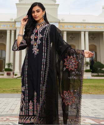 Black embroidered silk blend kurta trouser dupatta set 4
