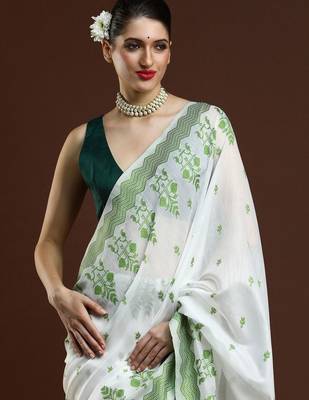 White woven design saree with blouse 2