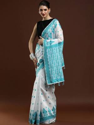 White woven design saree with blouse 3
