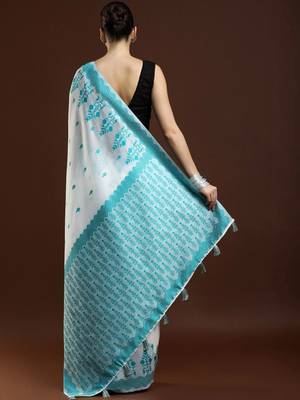 White woven design saree with blouse 4