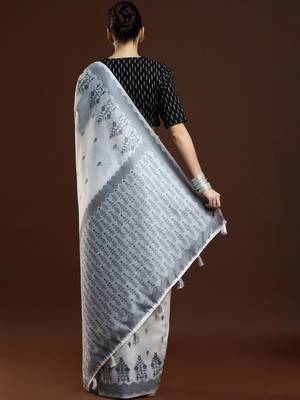White woven design chanderi sarees with blouse piece 4