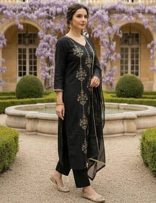 Black embroidered liva kurta trouser dupatta set 3