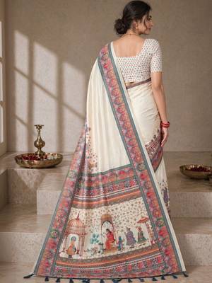 Cream printed tussar sarees with blouse piece 3