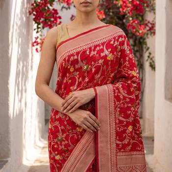Red khadi woven saree with blouse 4