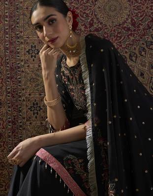 Black embroidered chinon kurta trouser dupatta set 1