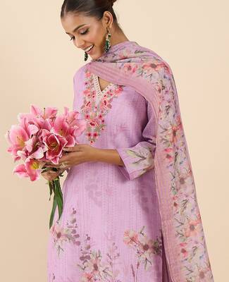 Lavender embroidered linen kurta trouser dupatta set 1