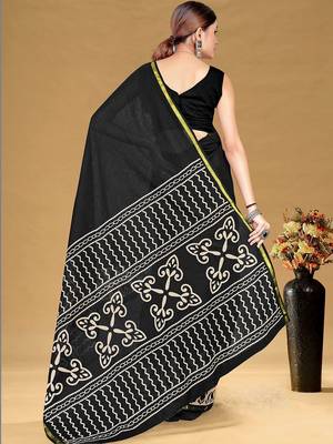 Black printed sarees & blouse piece 4