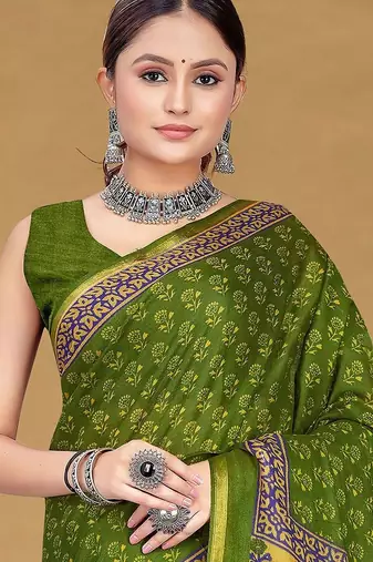 Green printed sarees & blouse piece