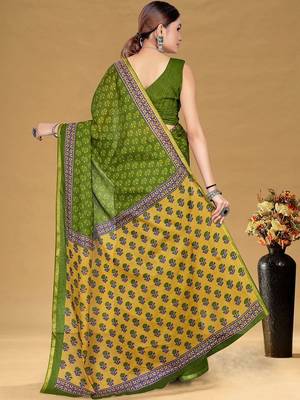 Green printed sarees & blouse piece 3